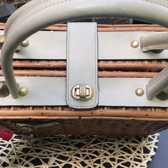 Vintage Woven Wicker Handbag w/ Leather Trim - Picture 4 of 13